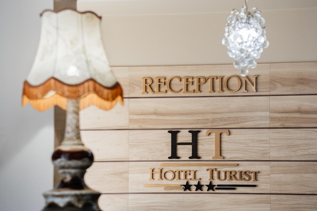 Hotel Turist Fălticeni エクステリア 写真